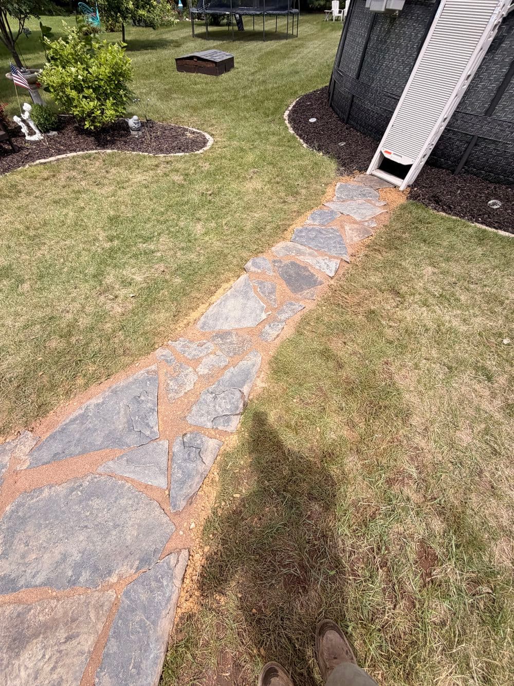 Gallery photos for Mulch Bed, Edging, and Flagstone Path Repair in Lake Hallie: Image #3